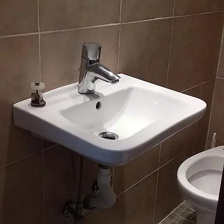 Rarisa Centro Guest house