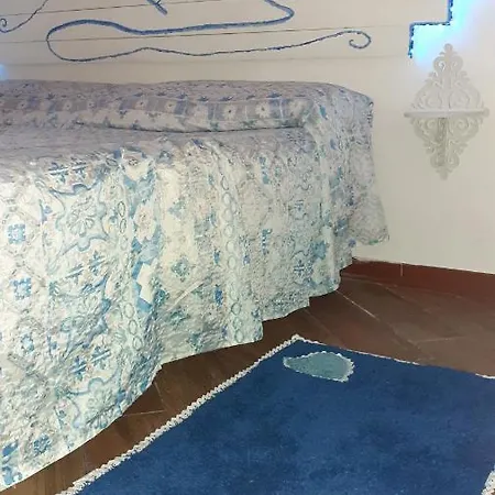Rarisa Centro 3*