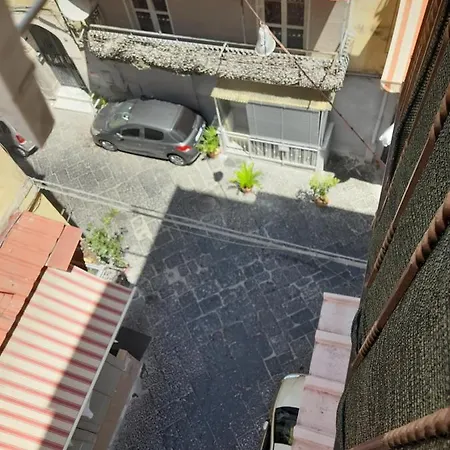 Rarisa Centro بيت ضيافة نابولي