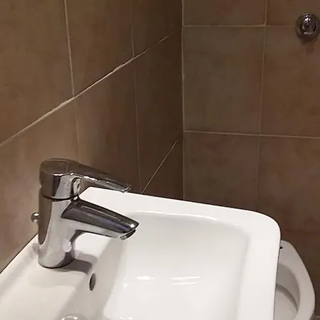 Rarisa Centro بيت ضيافة نابولي